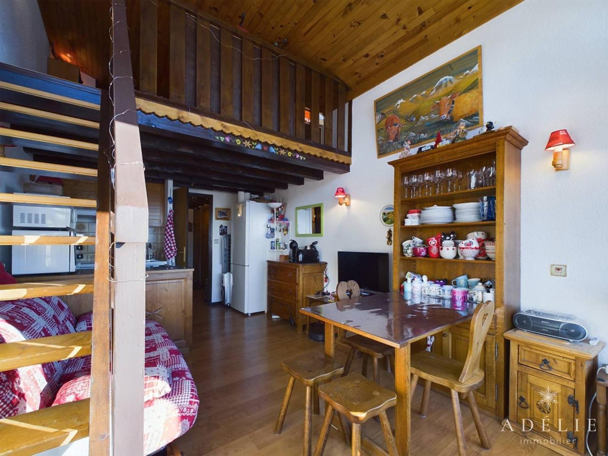 Studio Avec Mezzanine Pour 4 Pers, Proche Commerces Et Remontees - Fr-1-398-677 Montvalezan Exterior photo